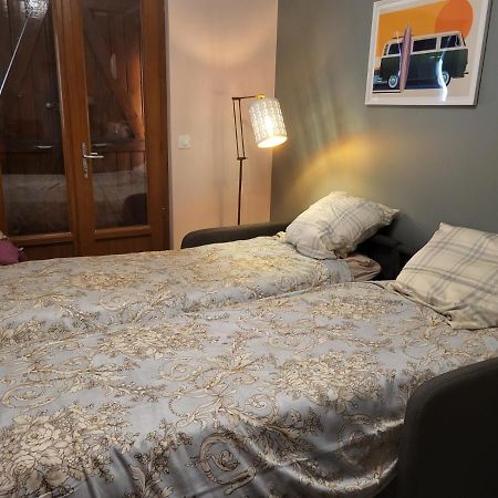 Logement proche de Bordeaux, route des Châteaux Ludon-Médoc Exterior foto