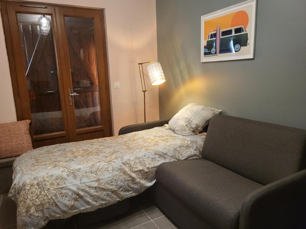 Logement proche de Bordeaux, route des Châteaux Ludon-Médoc Exterior foto